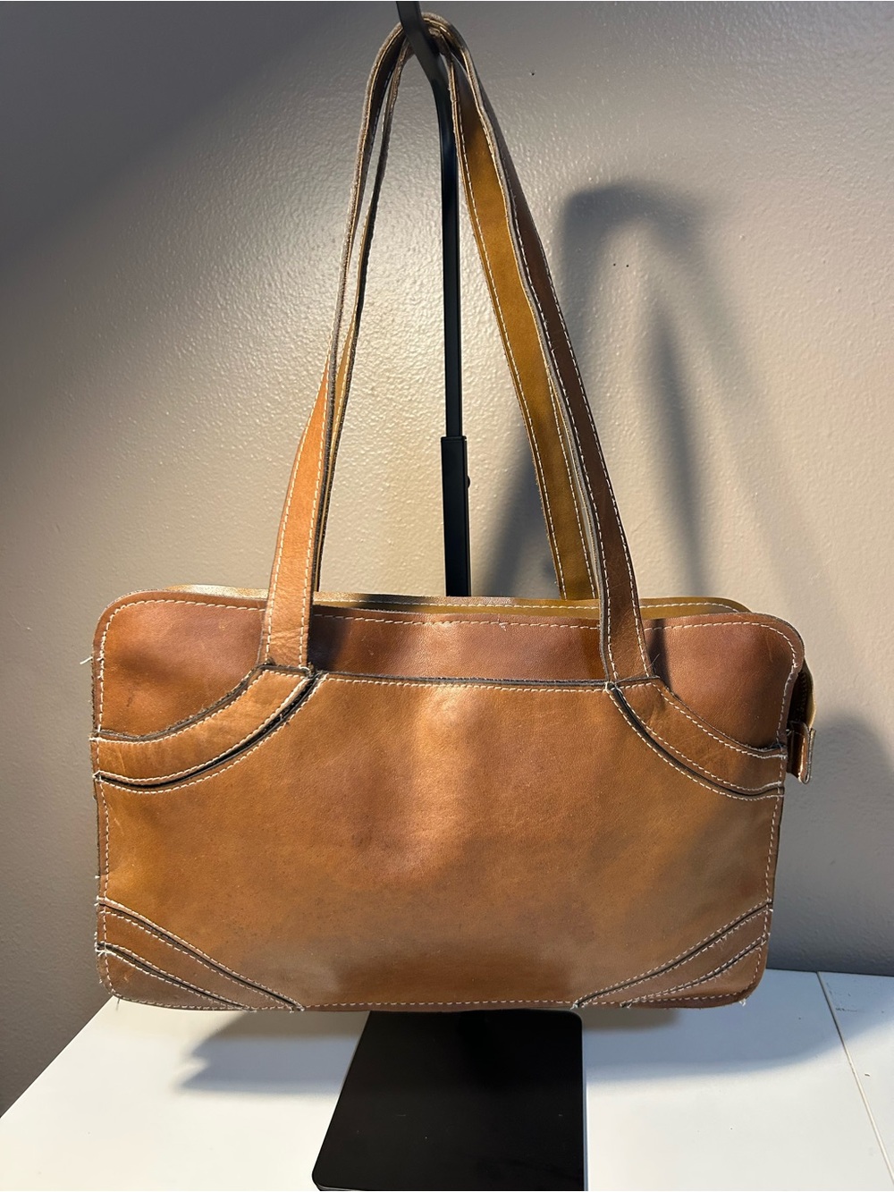 Vintage Tan Leather Shoulder Bag Double Handle Contrast Stitching